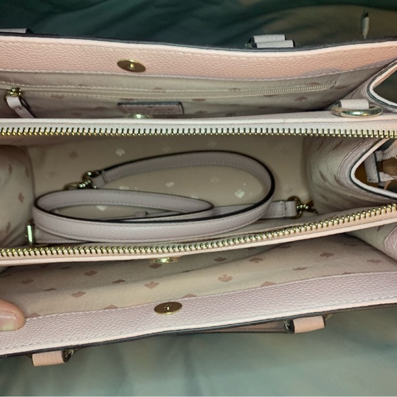 BABY PINK KATE SPDE HANDBAG (W/ DETACHABLE STRAPS) - Picture 4 of 5